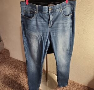 Torrid Light Indigo Bombshell Skinny Jeans Feel The Fit Size 22R
